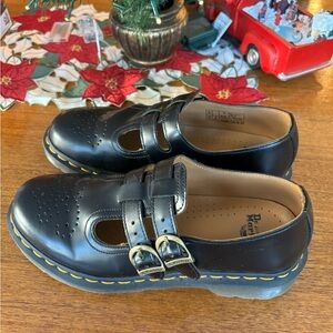 Dr. Martens 8065 Mary Janes 8
